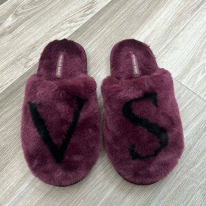 Purple victorious secret sleep slippers size small 6-7
